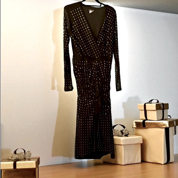 Elegant Black Diamond Studded Dress - Picture 1 of 8